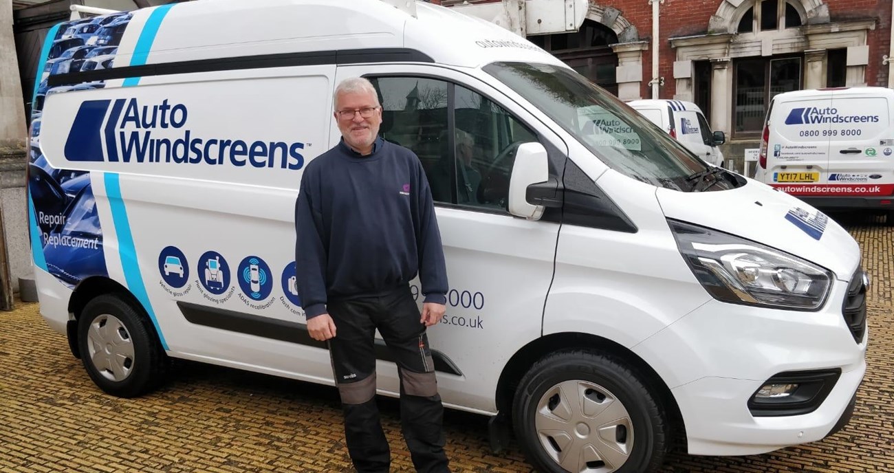 10 vans to twells - Steve Skinner, Markerstudy Group with Auto Windscreens van.jpg